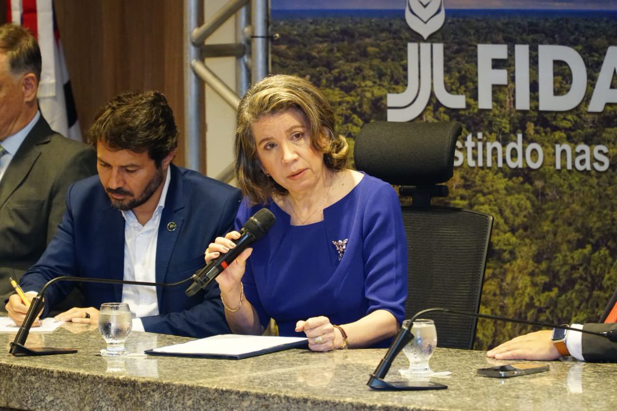 sistemasafma's tweet photo. Com investimento de US$ 37 milhões de dólares, o @GovernoMA e o @IFAD lançaram o Projeto Amazônico de Gestão Sustentável (Pages) que irá beneficiar 80 mil pessoas do campo.

O Pages visa contribuir com a conservação do bioma amazônico e fortalecer a agricultura familiar.

#safma https://t.co/whAOxzMBqP