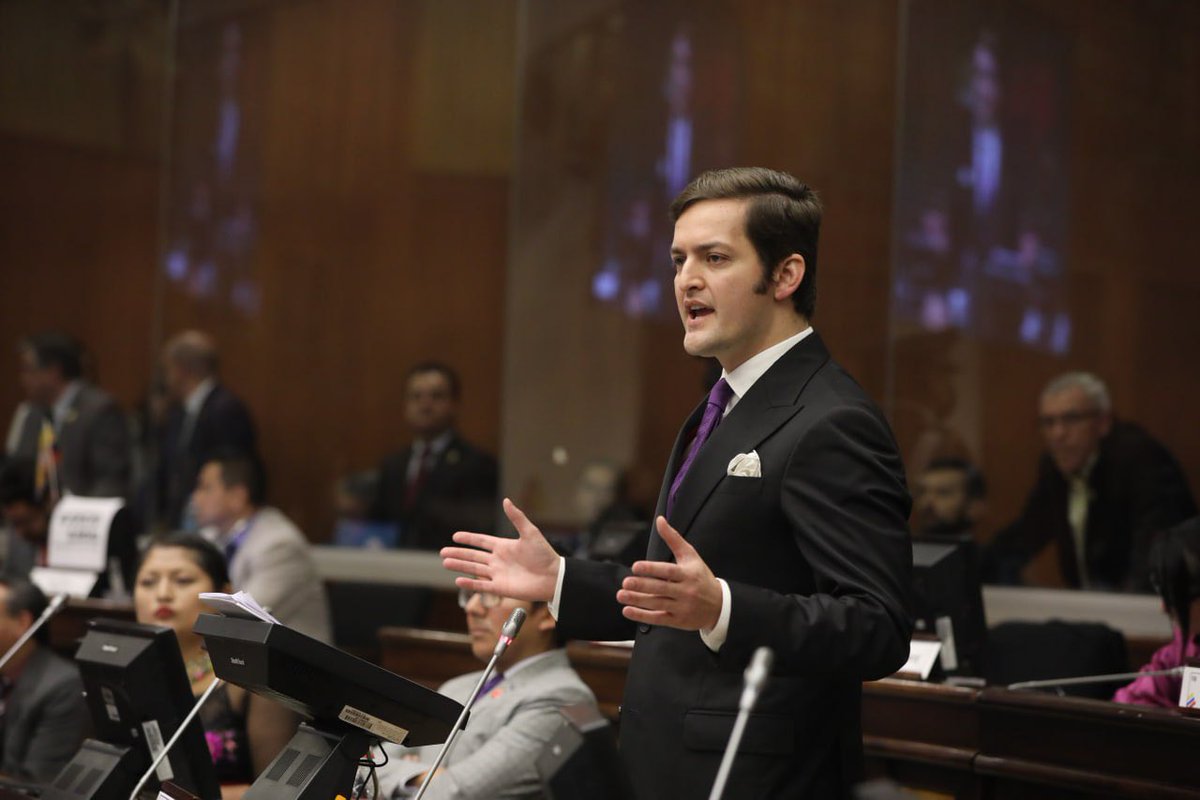 🔴 #JuicioPolítico | El As. <a href="/etorrescobo/">Esteban Torres Cobo</a> resalta qué, la <a href="/CorteConstEcu/">Corte Constitucional</a> dio paso a la solicitud de juicio político, garantizando así, de legalidad y constitucionalidad el proceso en contra del Pdte. Guillermo Lasso.