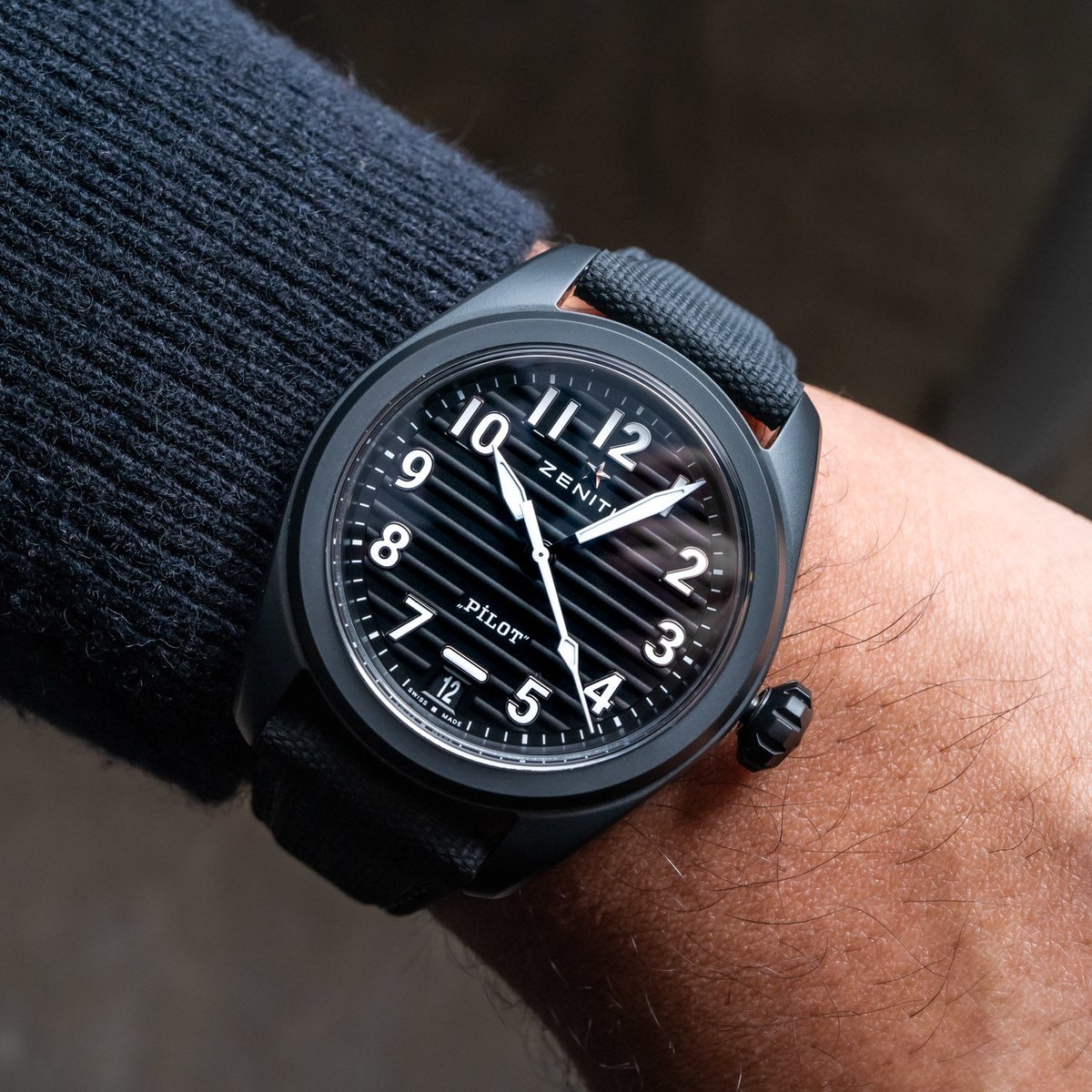 shopdonghocom's tweet photo. RT #waches WatchTime: Today on WatchTime, we go hands-on with the new Zenith Pilot Automatic and Pilot Big Date Flyback that made their debut back in March in Geneva. The sleek watches take a distinctly contemporary approach to the classic pilot watch. 
… https://t.co/JQFEYBK56e