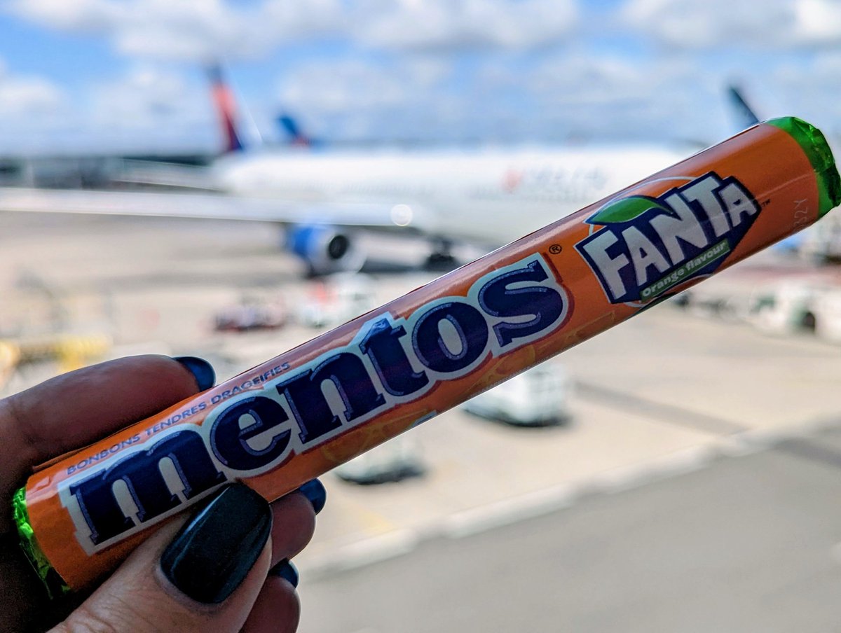 BeciMahnken's tweet photo. So... Anyone who traveled with us on the Adventures By Disney to Italy knows of my love for sugar free Fanta. (Italian Fanta specifically) Imagine my joy when I found these! π
#FantaRocks https://t.co/NrVr7gloZ7