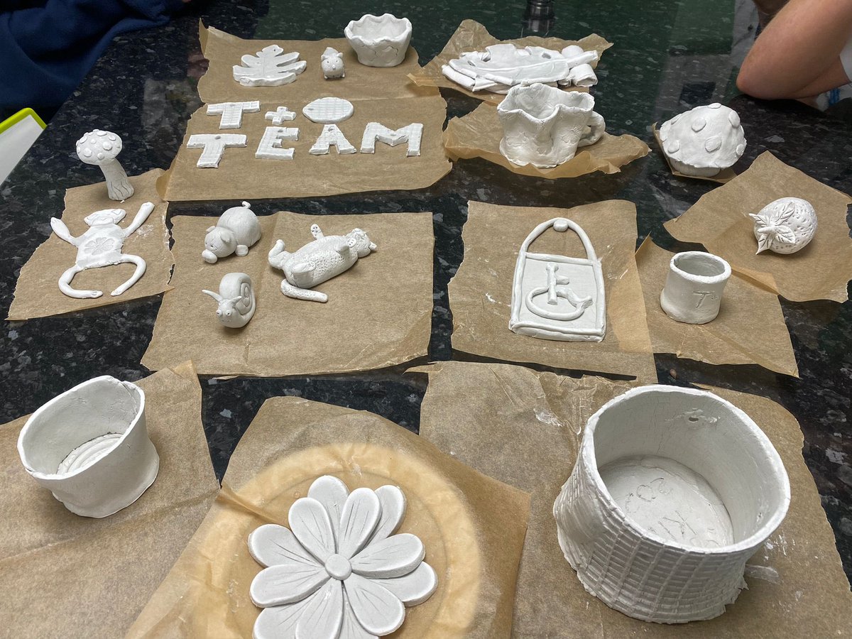 lucy (@lucough) on Twitter photo Today we had a rare treat for the team with a well-being session from <a href="/ArtsUHBW/">UHBW Arts & Culture</a> who facilitated pottery making (thank u!) The team got a chance to chat,relax & exercise their creative sides.Invest in people,it shows value & helps to top up the tank (we juggled caseload around it) Today we had a rare treat for the team with a well-being session from <a href="/ArtsUHBW/">UHBW Arts & Culture</a> who facilitated pottery making (thank u!) The team got a chance to chat,relax & exercise their creative sides.Invest in people,it shows value & helps to top up the tank (we juggled caseload around it)