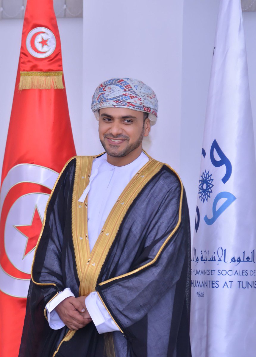 alkhatri555's tweet photo. الحمد لله
حمداً يليق بجلال وجهه وعظيم سلطانه

اجتزنا مناقشة اطروحة الدكتوراة بعنوان ( التحولات في البيئة التعليمية المحفزة على الابتكار في ضوءً رؤية عُمان 2040) في جامعة تونس 

بمرتبة مشرف جداً

وبحضور سعادة الدكتور هلال بن عبدالله السناني سفير السلطنة المعتمد لدى جمهورية تونس https://t.co/xqTiKvgGCf