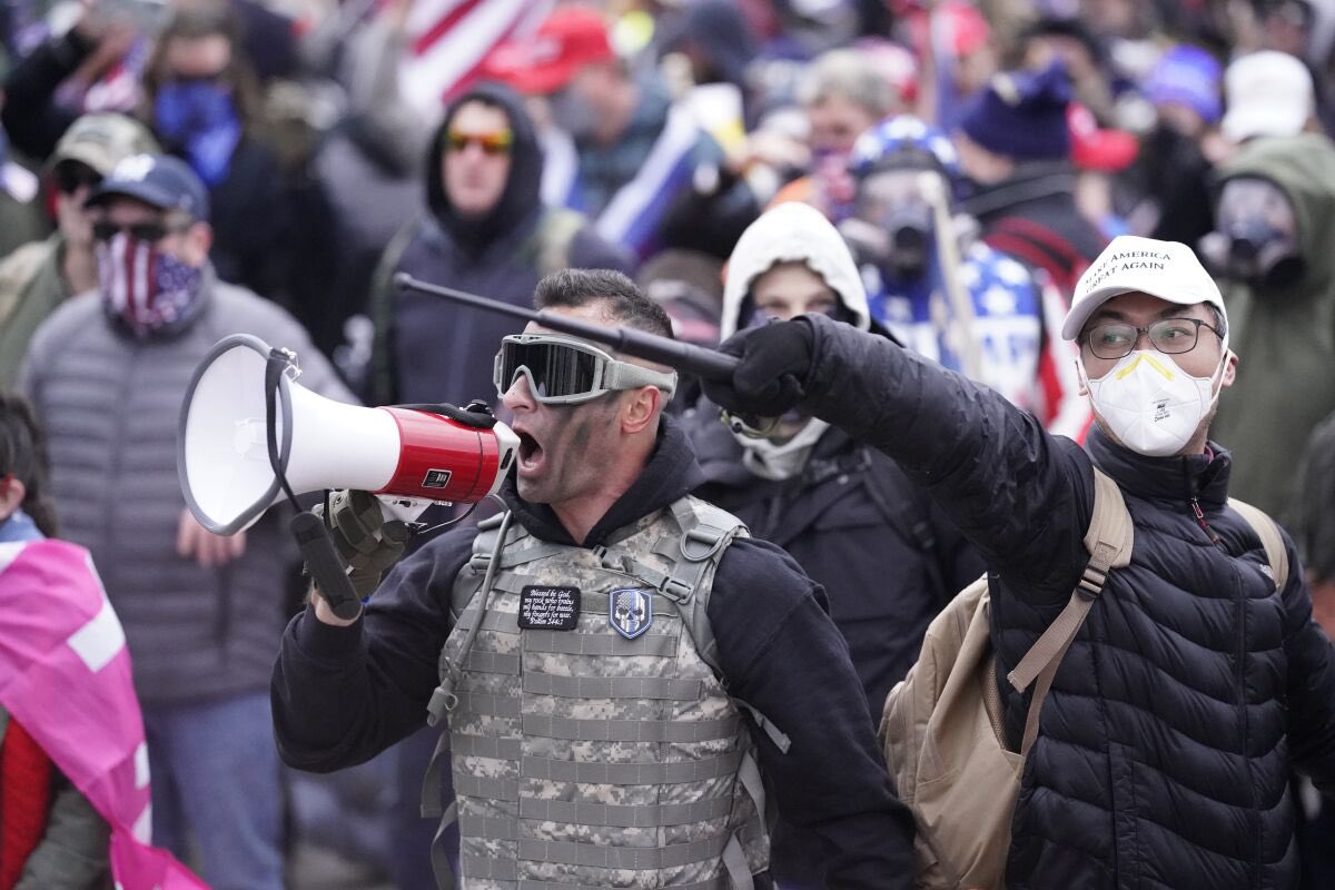 joooooea's tweet photo. @lindytrader @ScottAdamsSays @Hanjarolol Sorry, I forgot to include the batons, flag poles, sledgehammers, and bats. Here you go. “Unarmed” my asshole. https://t.co/Sx4YplASmZ