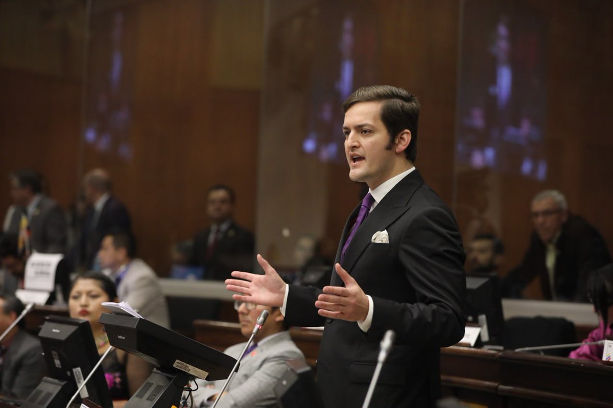 🔴 #JuicioPolítico | El As. <a href="/etorrescobo/">Esteban Torres Cobo</a> resalta qué, la <a href="/CorteConstEcu/">Corte Constitucional</a> dio paso a la solicitud de juicio político, garantizando así, de legalidad y constitucionalidad el proceso en contra del Pdte. Guillermo Lasso.