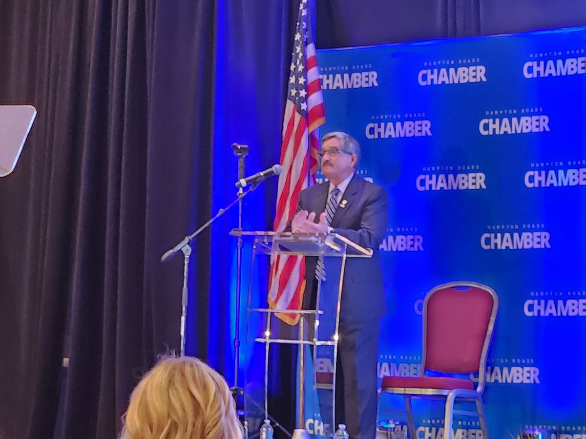 Great to hear from <a href="/CityofSuffolk/">City of Suffolk</a>  Mayor Duman today at the <a href="/Chamber757/">HR Chamber</a> 's State of the City and to see him highlight <a href="/CoxVA/">Cox Virginia</a>'s major investment that's offering fiber broadband services to businesses in the city.