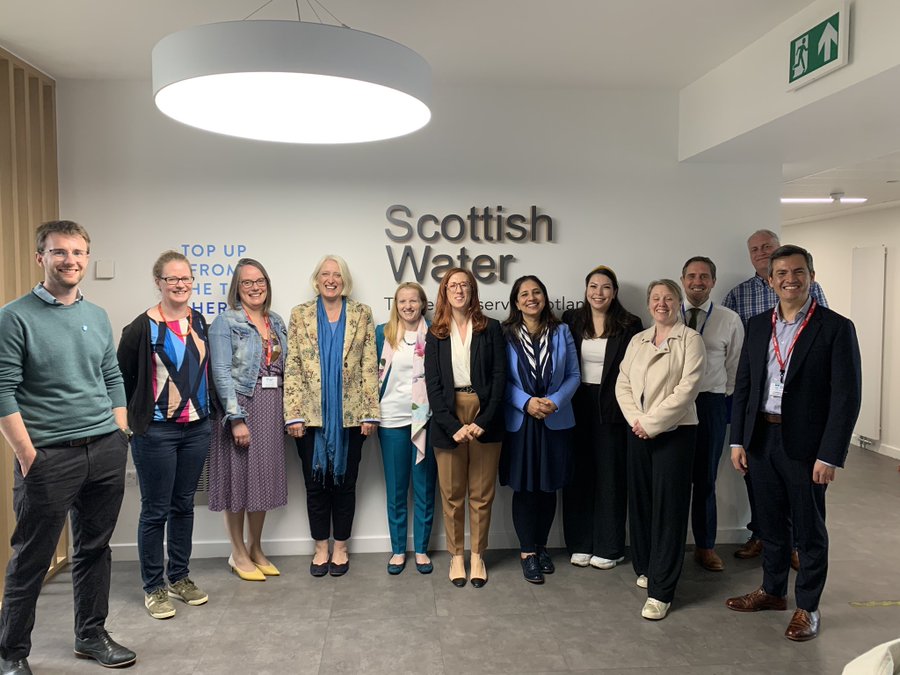 🙌 Huge thanks to @scottish_water for hosting our first roundtable discussion on behavioural change to support #water and #energy efficiency!

Together with @ArcadisGlobal @British_Water @Waterwise  we're driving positive change and paving the way for net zero water systems. 🌍🇬🇧