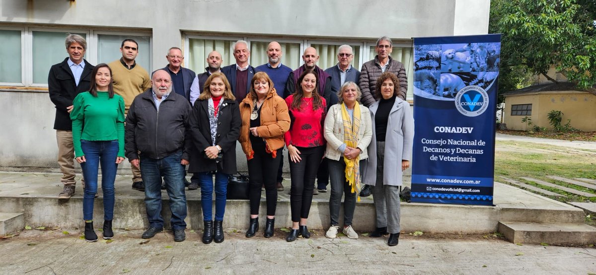 unrnvalle's tweet image. #MedicinaVeterinariaUNRN | 🥼 La #UNRN participó de una nueva reunión ordinaria del Consejo de Decanos y Decanas de Veterinaria #CONADEV

📍 Se llevó adelante en la Facultad de Ciencias Veterinarias de la Universidad Nacional de #LaPlata

🔻Más info👉bit.ly/Reunión-CONADEV
