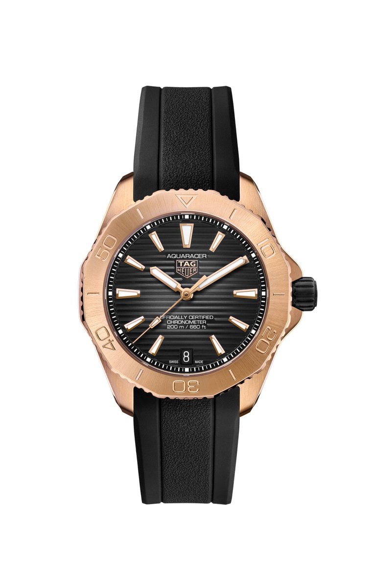 shopdonghocom's tweet photo. RT #waches WatchTime: @TAGHeuer is breathing new life into its Aquaracer Professional 200 with the latest updates clad in either yellow or rose gold. The metallic exterior adds a bold edge to the sporty design, all while maintaining its robust dive funct… https://t.co/r5eoFkpfdy