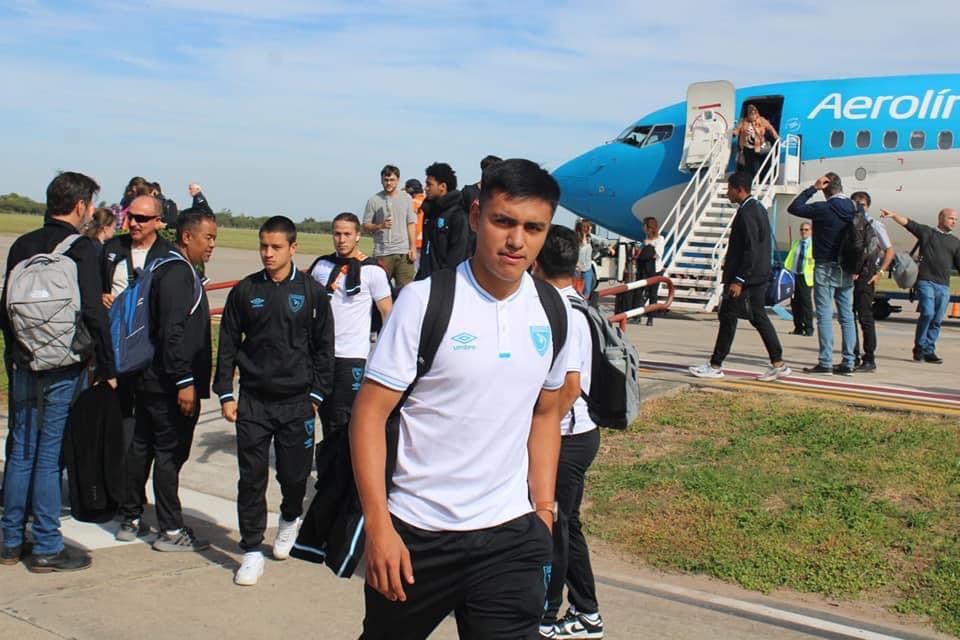 #SeleSub20

¡GUATEMALA LLEGÓ A CASA EN ARGENTINA!🇬🇹💙⚽️

Guatemala llegó a Santiago del Estero donde será su sede para el #U20WC de la Fase de grupos.

#golchapin