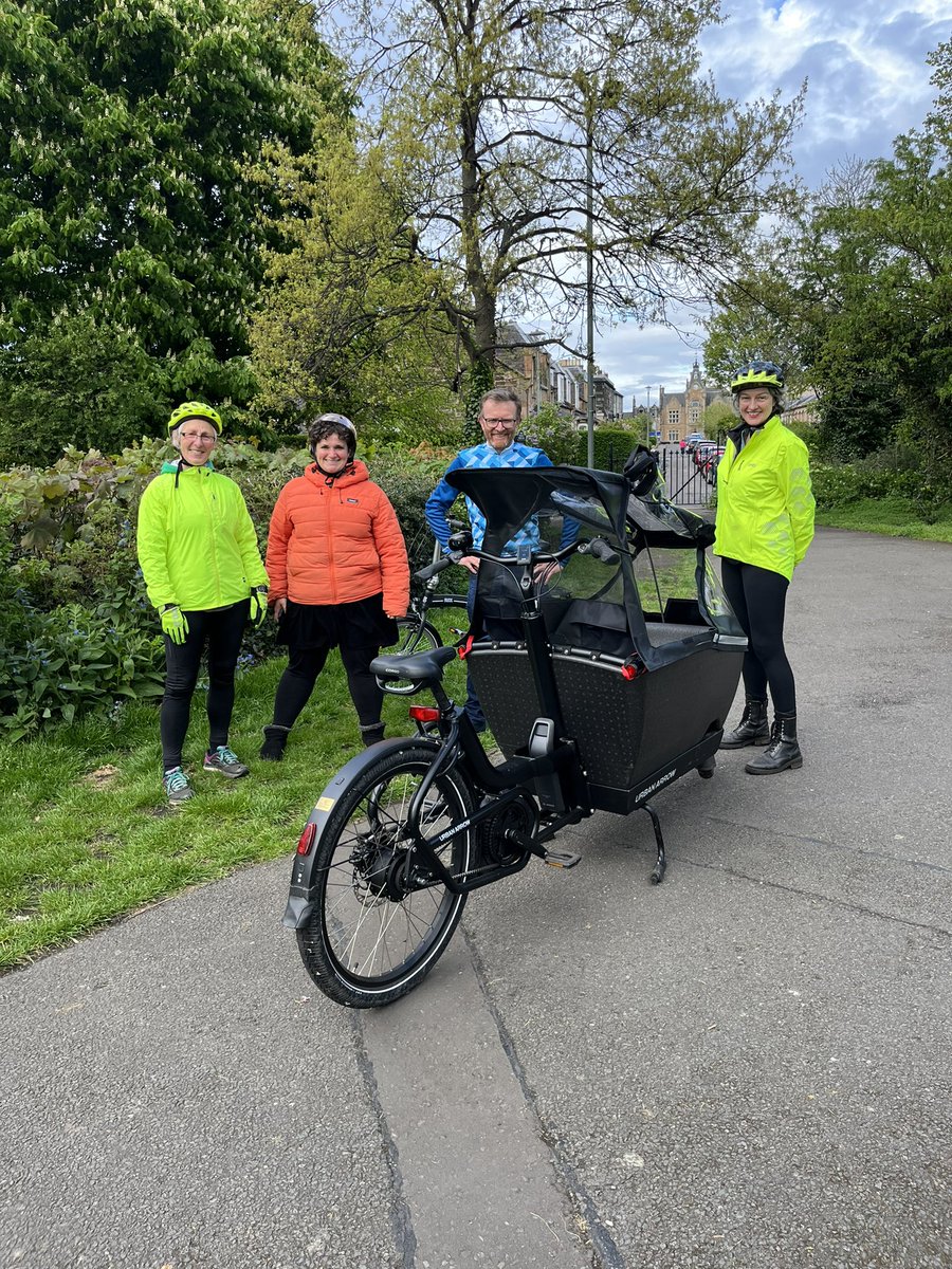 EnergyPorty's tweet image. The Porty bike library is back! Book the Urban Arrow or Nihola trike here:

portycommunitybike.myturn.com/library/invent…

#edinburgh #portobello #portobelloedinburgh #bikelibrary #cargobike #community #climateaction
