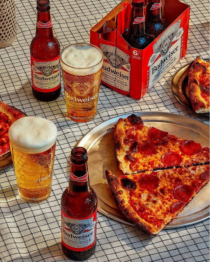 A good meal deserves a good beer 🍻🍕 <a href="/Budweiser/">Budweiser</a>
