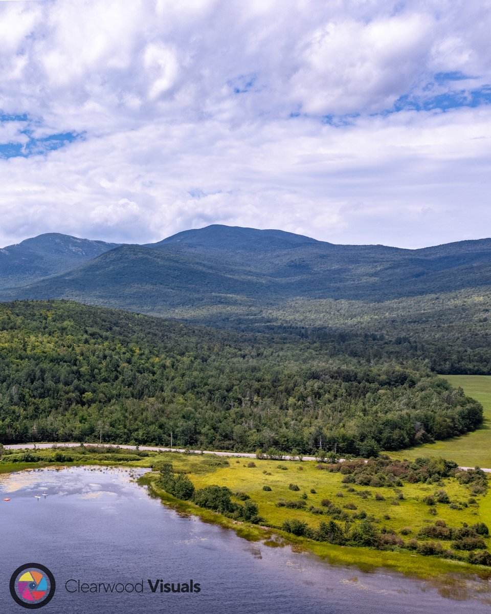 ClearwoodVisual's tweet photo. Check out this drone shot of the mountains as seen from Webb Lake in Weld! 
#Maine #mountainviews #dronestagram #WebbLake #WeldME 
--- 
#ClearwoodVisuals
#Maine Based
-Links in bio https://t.co/O2AhSUGsrl