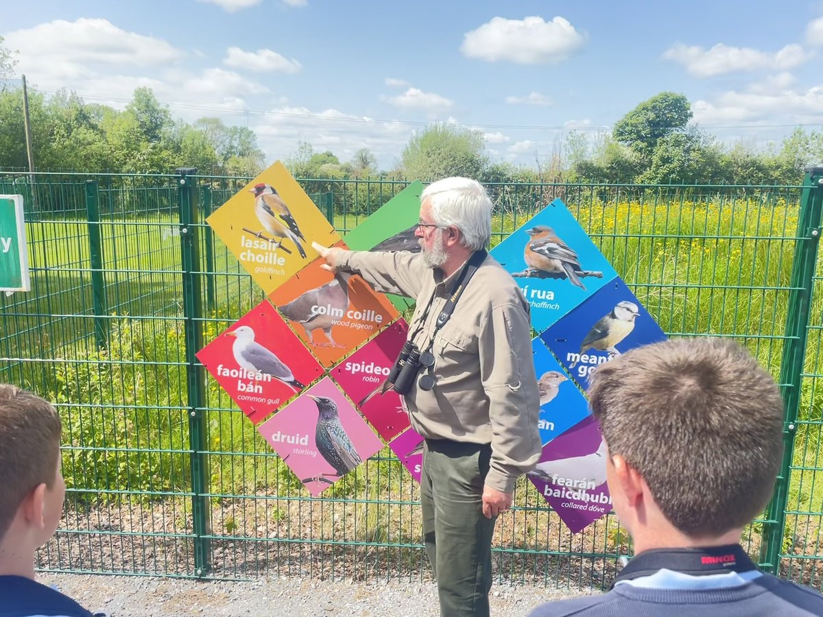 clontuskertns's tweet photo. Wonderful diversity of birds and wildlife identified in the skies & hedgerows around @clontuskertns today as we learnt from the expertise of @birdsgalway ๐ฆ
Check out the highlights here:
๐ฆ https://t.co/9NolRsxUnh
Thanks Tom! ๐ฆ
#HeritageinSchools
#ClimateActionP https://t.co/qYL9SeK4Kc