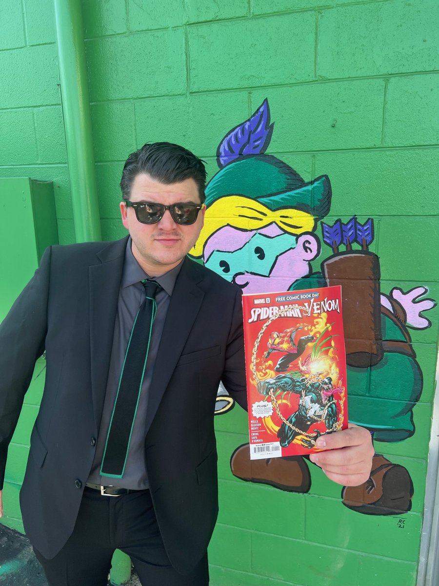 Branching Out with The Acorn Newspapers (@branchingoutpod) on Twitter photo Hear from the man behind the sunglasses in this week's episode of Branching Out. @ComicBossTimmy stopped by the Branching Out studio to discuss the heart of an entrepreneur and how <a href="/Arsenal_comics/">Arsenal Comics & Games</a> has grown over the last 8+ years.
buzzsprout.com/396817/1285453… Hear from the man behind the sunglasses in this week's episode of Branching Out. @ComicBossTimmy stopped by the Branching Out studio to discuss the heart of an entrepreneur and how <a href="/Arsenal_comics/">Arsenal Comics & Games</a> has grown over the last 8+ years.
buzzsprout.com/396817/1285453…