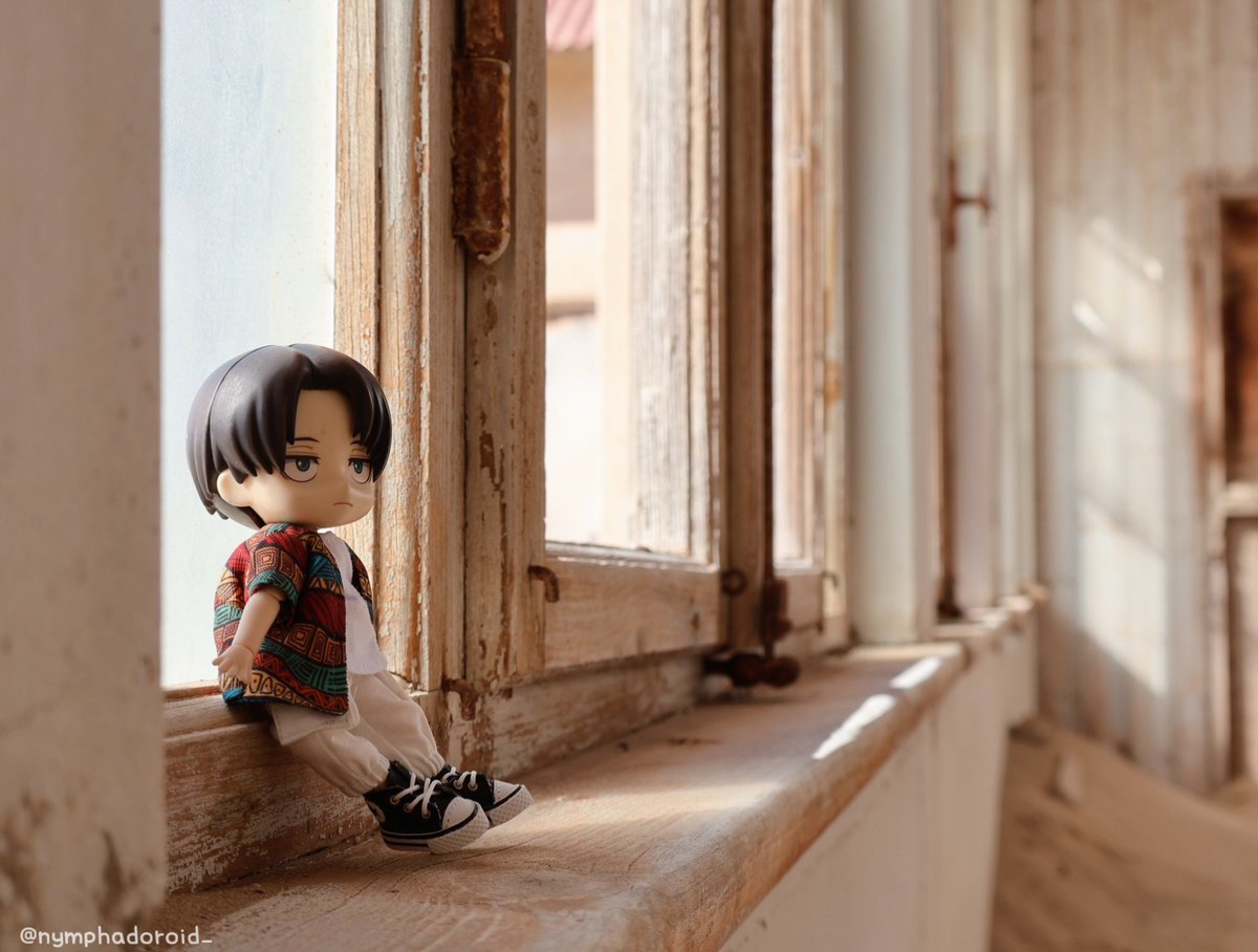 nymphadoroid_'s tweet photo. Discovering ruins #levihan #nendoroid #sandcity #namibia #nendography #kolmanskop https://t.co/EadTnSB2z5