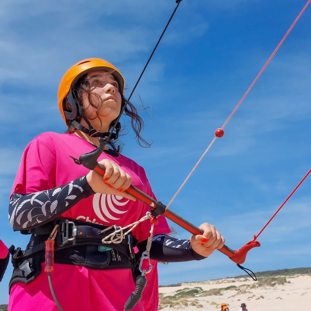 La semana pasada tuvimos nuestro primer viaje ✈️ de fin de curso y no nos lo pudimos pasar mejor 😃 En breve llega nuestro KIDS Chicken 🐔 loop CAMP 2023! 

Del 1 de Julio al 15 de Julio en 📍 TARIFA 

👉🏼chickenloopkiteclub.com/dev/producto/k…
📞+34 696 66 75 15