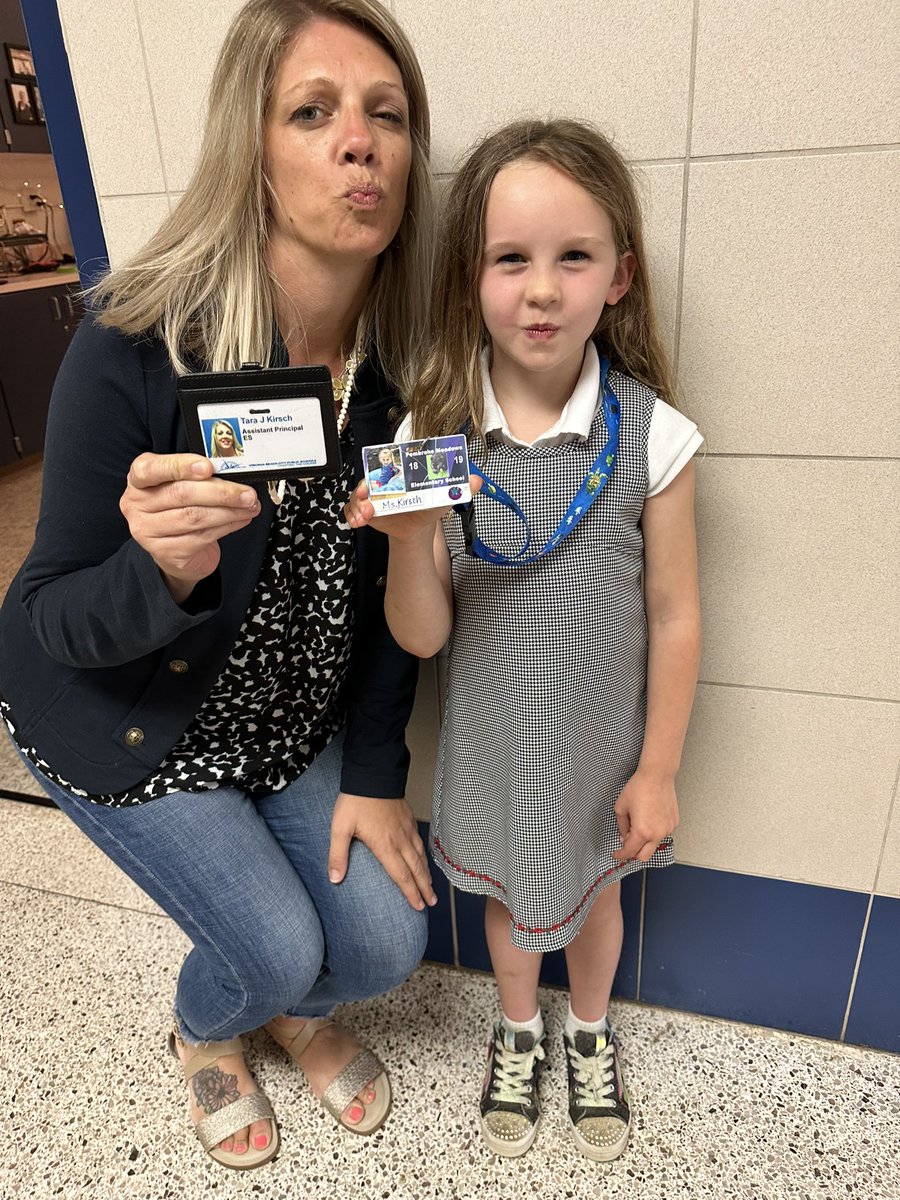 Today <a href="/pmesvb/">Pembroke Meadows VB</a> was Genius Day- today we learned <a href="/Tajkirsch/">Tara Kirsch</a> has a TWIN! WHO KNEW?! Look at the girl! Can’t you see the resemblance I mean right down to the name badge and everything. 😀 #happyap but wow those #seriousap faces! <a href="/vbschools/">VBSchools</a>