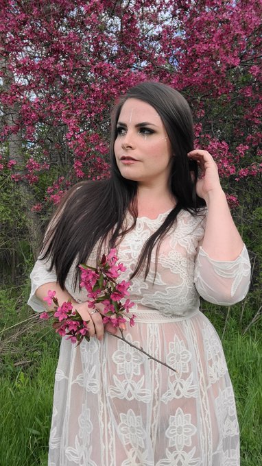 How could May not be your favorite month? It's full of beautiful blooms 💮 https://t.co/0TXYuZCHtE<a href="/tag/abdl"class="tags"><span>#abdl</span></a><a href="/tag/abdlmommy"class="tags"><span>#abdlmommy</span></a><a href="/tag/abdlcaregiver"class="tags"><span>#abdlcaregiver</span></a>