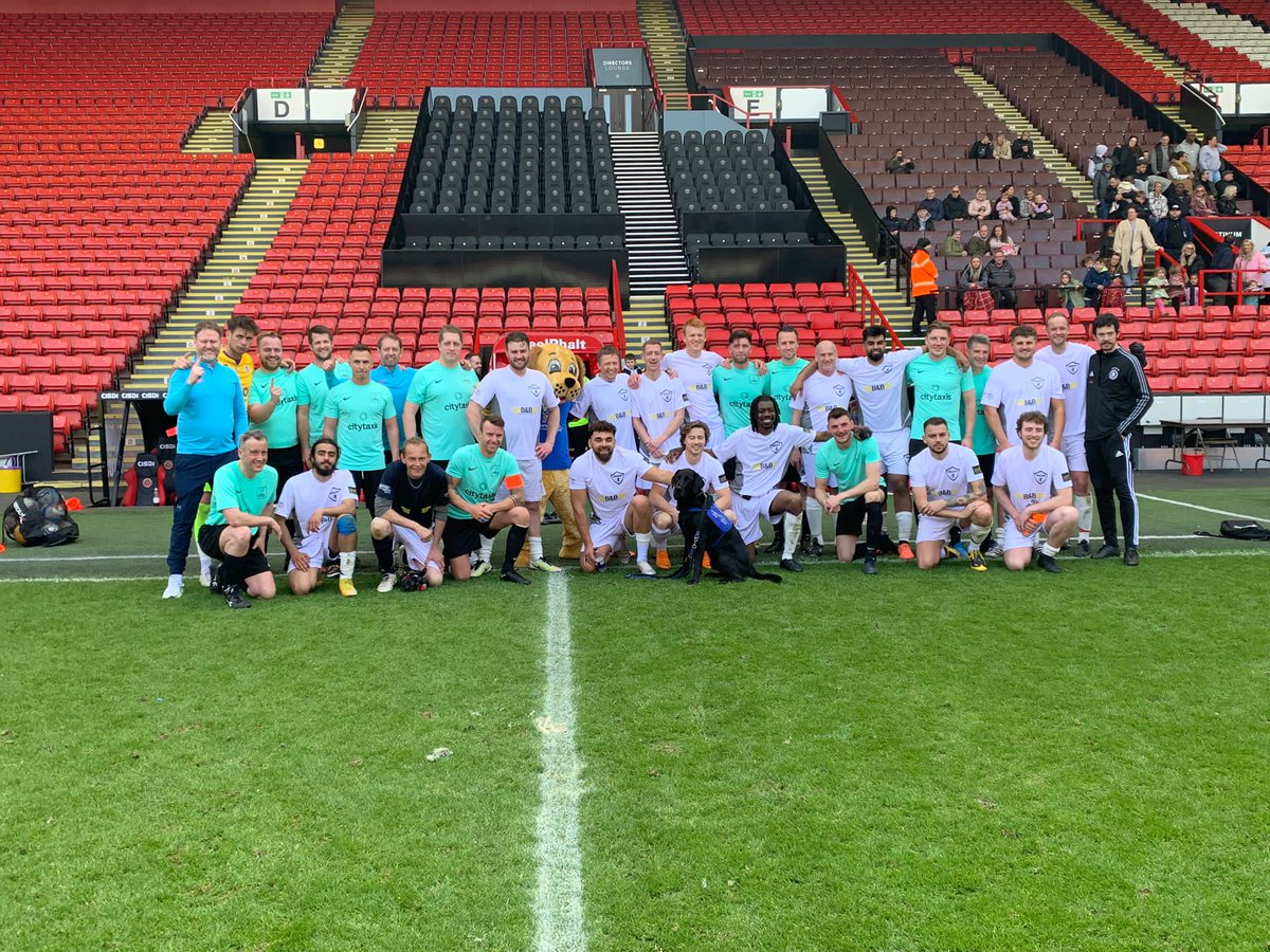 thesheff1000's tweet photo. BIG thank you to @citytaxis_  and B &amp; B Vehicle Contracts Limited for supporting @thesheff1000  over the weekend, in what sounds like a very eventful charity match! ❤️⚽

And of course @SheffieldUnited  for hosting the game! https://t.co/LdXQdyvRNZ