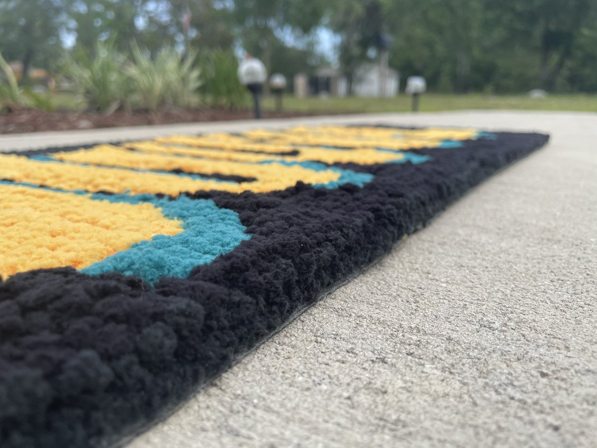 Englebert47_'s tweet photo. Represent!! 
#tufting #Jaguars https://t.co/GGmwMhjEzp