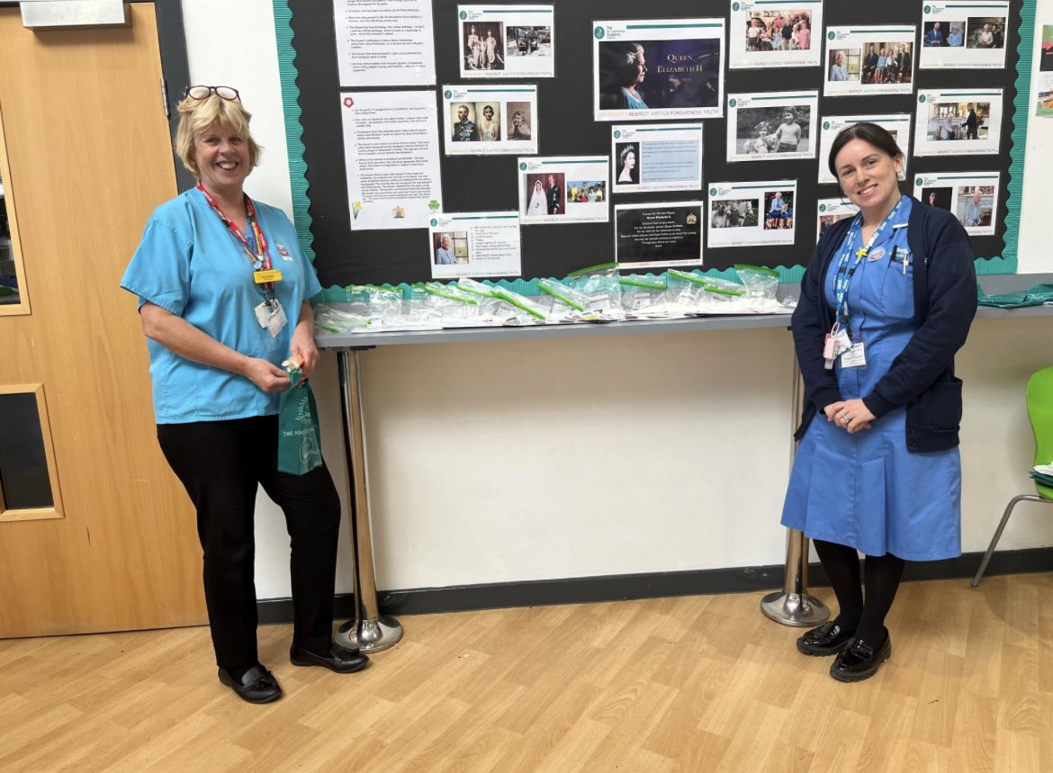 Today our Community Staff Nurse Charlotte spent her drop in working in partnership with Pat Melillo- Oral Health Promotor as part of #NationalSmileMonth 🦷 they had a great time speaking to all students! <a href="/childrencgrdash/">Childrens Care Group 💙</a> <a href="/NHSNLaG/">NHS NLaG</a>