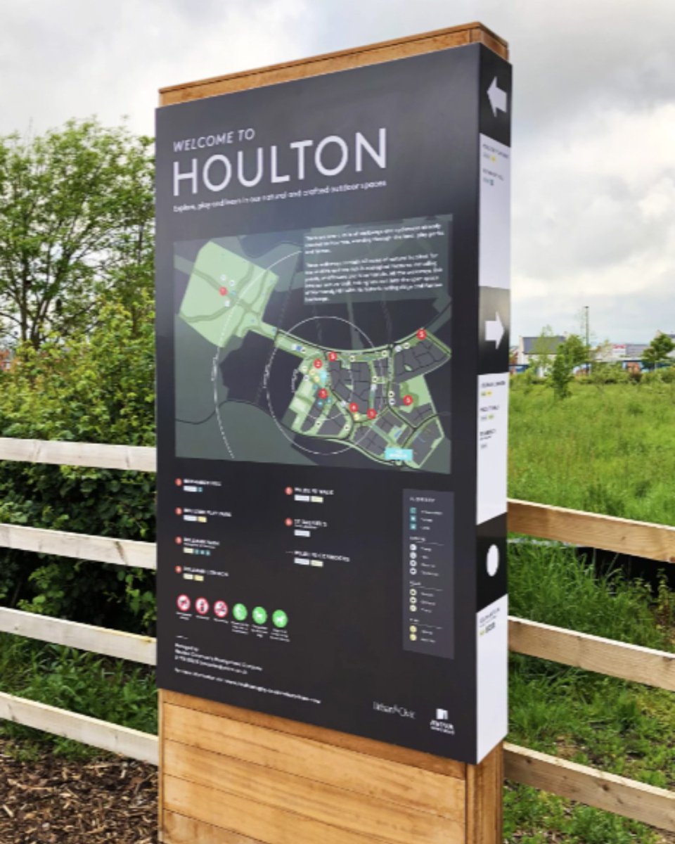 limesignsltd's tweet photo. Totem signage is the answer to gaining constant brand awareness. These signs often tower above buildings and foliage, and will catch your customers’ eyes as they move past. 👀

Our team has created a range of totem signage in the past, including all sorts of different sizes. https://t.co/pvf9xBv71x