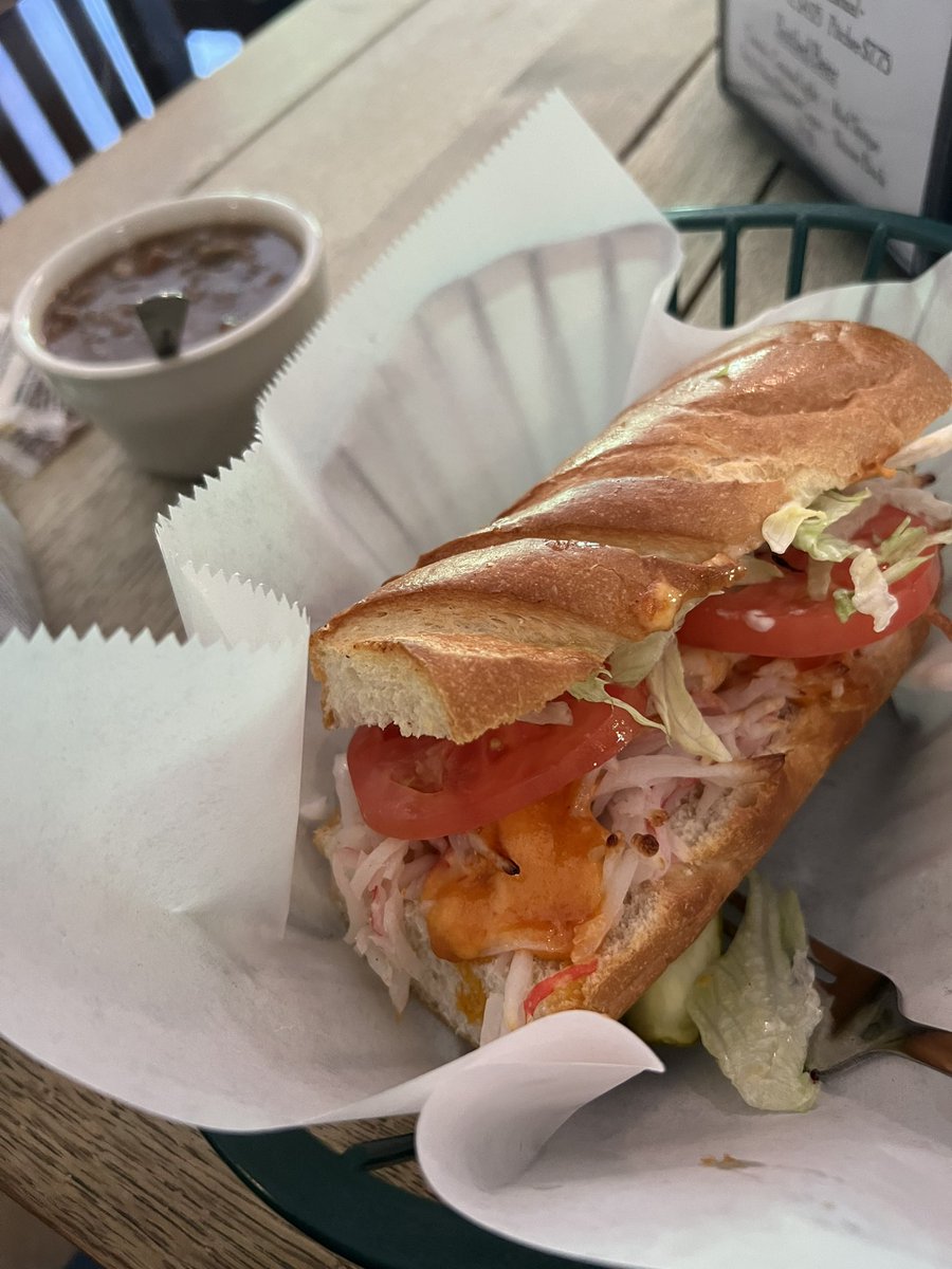 Wx_Isaac's tweet photo. Had Proffitt’s Porch for the first time today and omg 😍😍😘 https://t.co/9CBQGtXPpO
