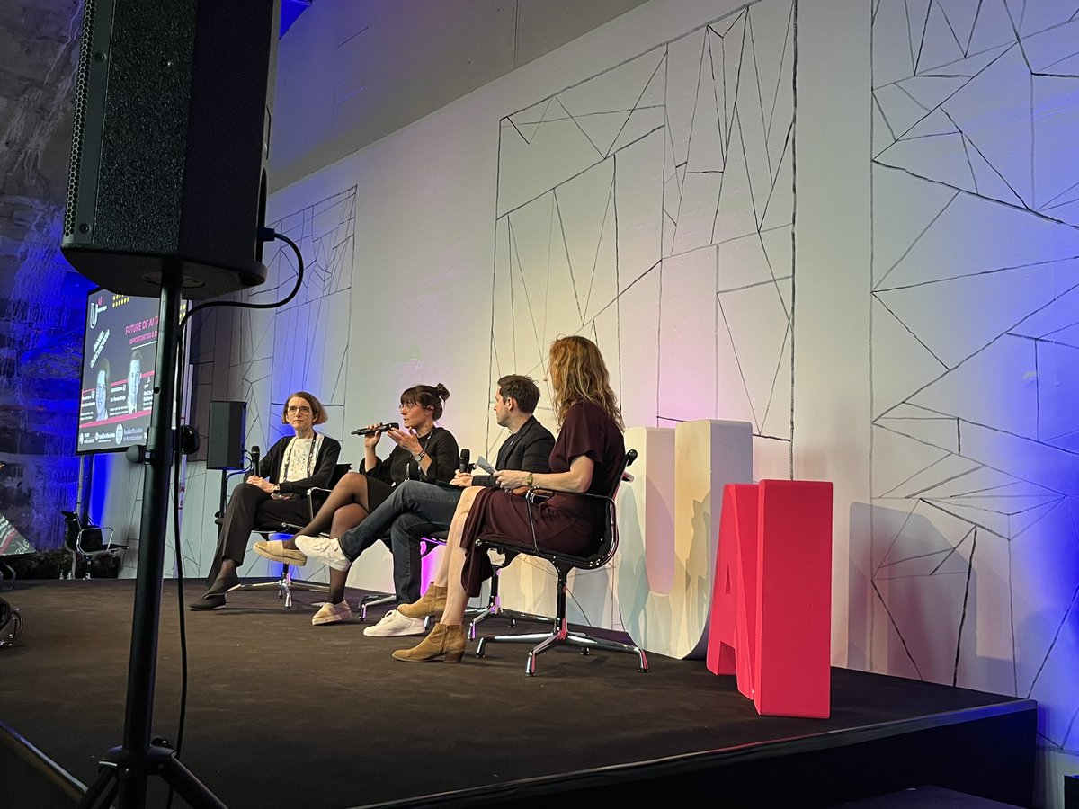 Sonia Dembowska tweet media