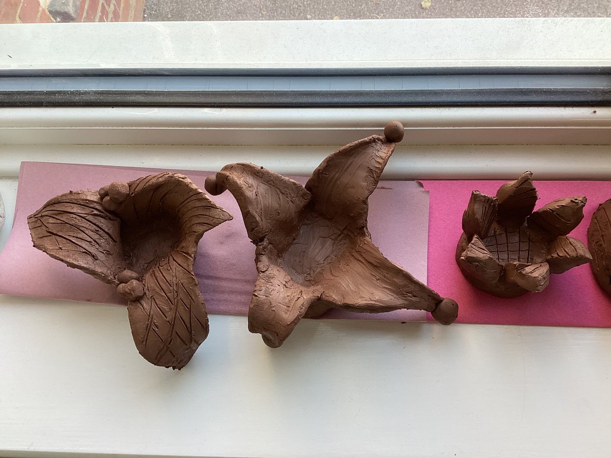 MedmerrySchool's tweet image. Great staff CPD session tonight working with @SWRBPS to develop working with clay, ready for trying out with the children. #Art #Collaboration