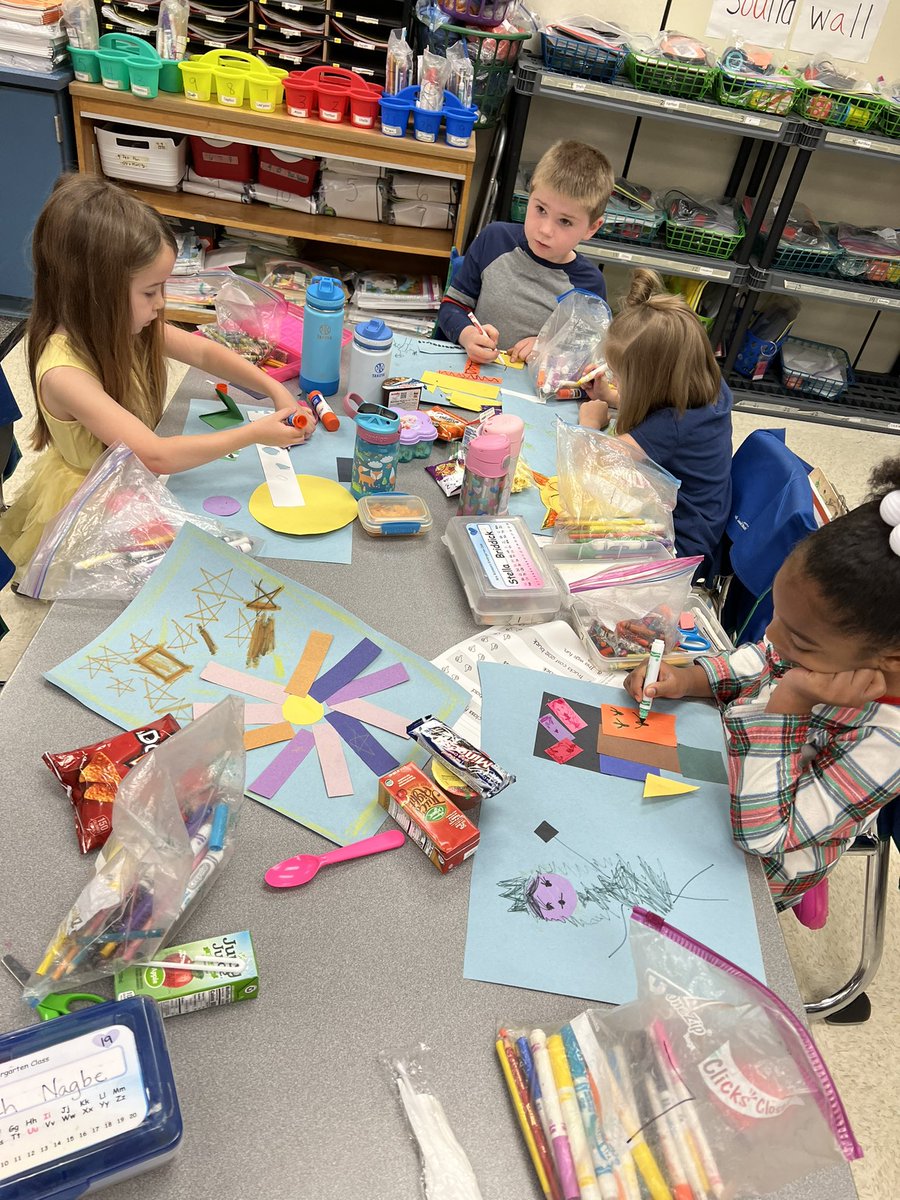 JRobinsonKinder's tweet photo. A = Art! We did art with shapes! Look at these creative pieces! #ABCcelebration 
#EndOfYearKinders https://t.co/IzrF3YGowM