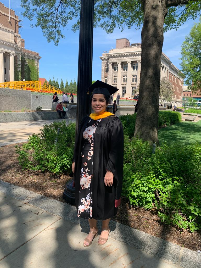 ratta_amandeep's tweet photo. Finally donning the cap and gown 🎓 Proud to announce my graduation with MS in Health Services Research Policy and Administration. Huge gratitude to my amazing teachers and great mentors at University of Minnesota @PublicHealthUMN #SPHGrad #UMNProud https://t.co/1IBAPKdcXQ