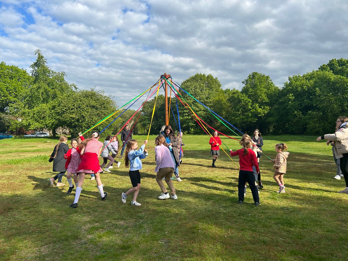 Chislehurst May Queen Society tweet media
