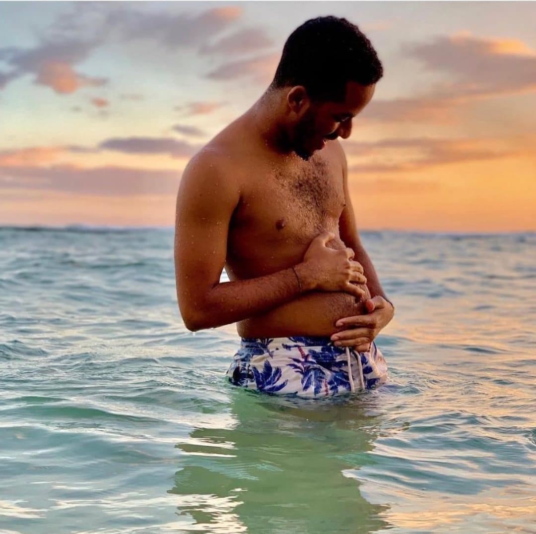 Jgrullon26's tweet photo. Alguien me dice el significado de estas fotografías con el ministro de la Juventud ?

#PRM, anímense y aclaremos un poco la confusión. https://t.co/jO4wpPvVG5