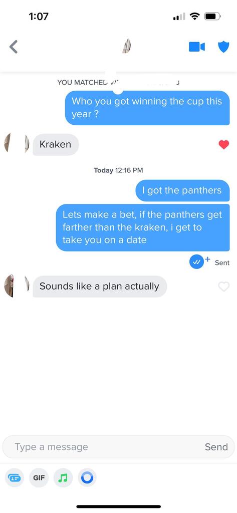 TinderScaries's tweet photo. "She doesn’t know the kraken have already been eliminated 😏😂" #funny #tinder #pic #tinderproblems #tindering #tinderfail #tindertales #tindernightmares #tindercreeps #tinderfails #tinderconvos #tinderwin #tindermoments #tindertuesday #tindervsreality https://t.co/5WKPVI8MAT