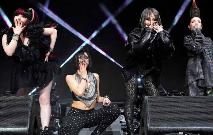 Blackjacks and 2NE1 are a family, our legacy and history will live forever, someday we will meet again but till then lets celebrate what we have done so far. #2NE14ever 14 Years with 2NE1
<a href="/haroobomkum/">Bom Park</a> <a href="/chaelinCL/">CL</a> <a href="/krungy21/">Sandara Park</a> <a href="/mingkki21/">Minzy</a>