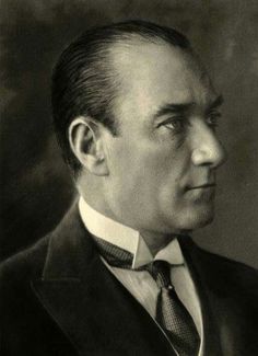 SMEYDAN's tweet photo. "Fakat Efendiler!… Herhalde alemde bir hak vardır. Ve hak kuvvetin üstündedir..." (M.Kemal Atatürk) https://t.co/WB9sjHPZKd