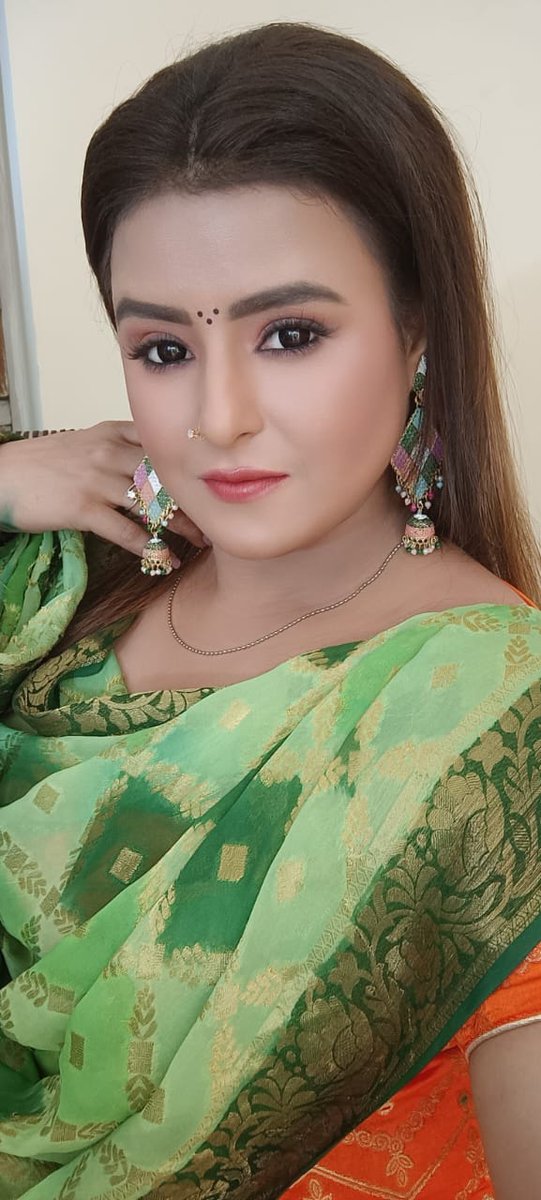 Body positive and confident, living life unapologetically.
.
.
.
#actressl #fashion #bhojpuri #love #simple #instagood #viralbeauty #beauty #instagram #beautiful #like #reel #song #picoftheday #modeling #portrait #cute #girl #photographer #happy #smile  #me #myself #makeup