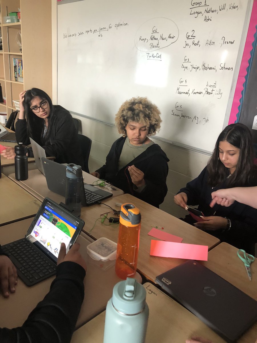Mme Muntean tweet media