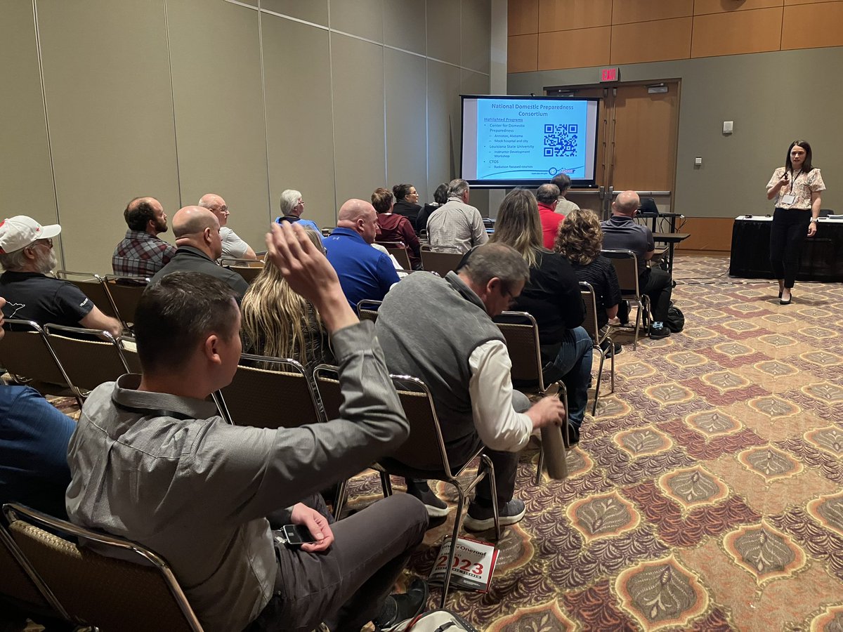 Under One Roof (@uorduluth) on Twitter photo Angela Packer from <a href="/MnDPS_HSEM/">Minnesota HSEM</a> speaking to a very engaged full house about emergency management training available in Minnesota, from FEMA to various partner organizations. 🤝 #UOR2023 Angela Packer from <a href="/MnDPS_HSEM/">Minnesota HSEM</a> speaking to a very engaged full house about emergency management training available in Minnesota, from FEMA to various partner organizations. 🤝 #UOR2023