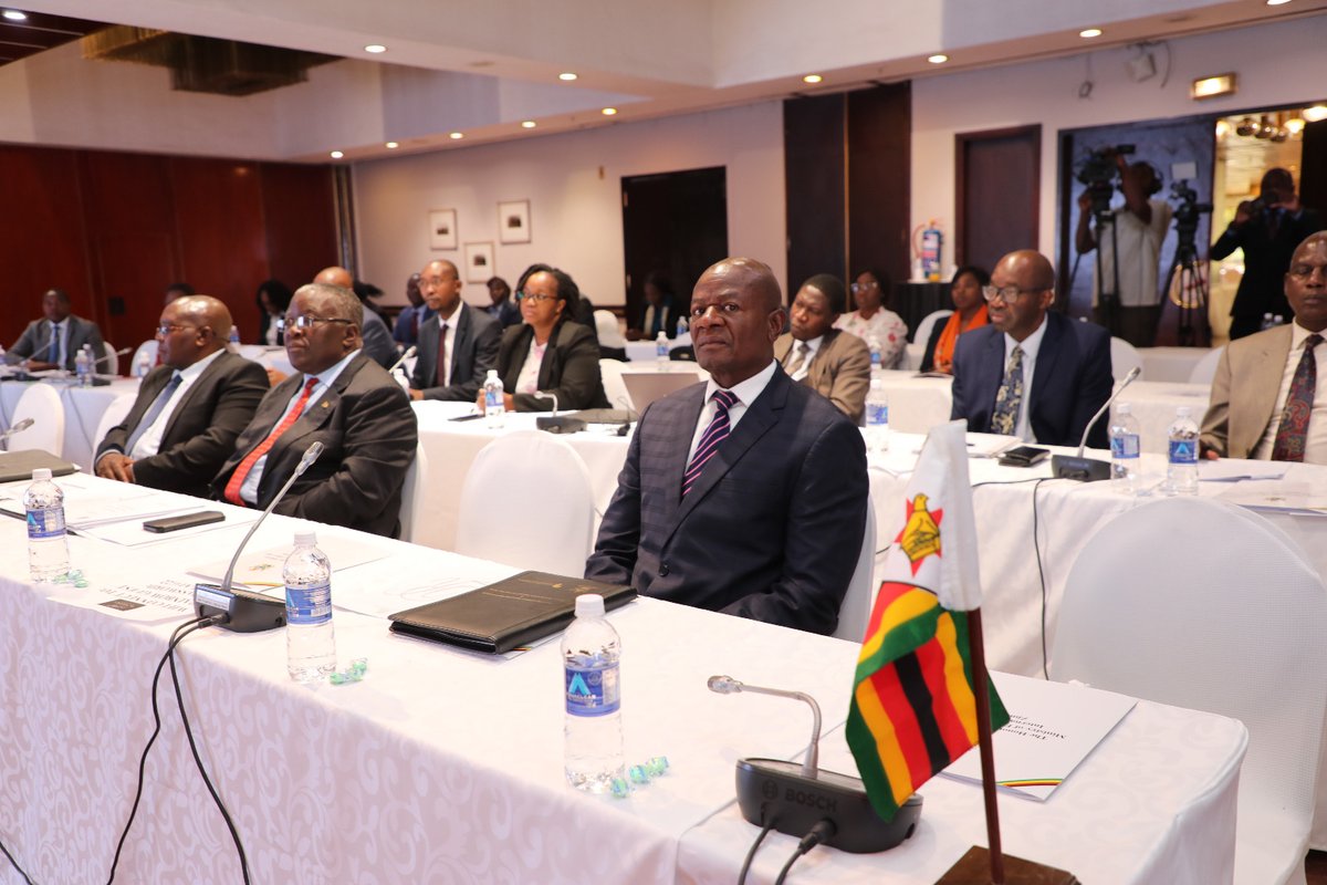 gahigip's tweet photo. "🇷🇼🇿🇼
This afternoon, in Zimbabwe, Minister @Vbiruta and his counterpart, @ShavaHon, Zimbabwe’s Minister of Foreign Affairs, co-chaired the Ministerial Session of the 2nd JPCC meeting between Rwanda and Zimbabwe. https://t.co/qTBTbU5w6h"