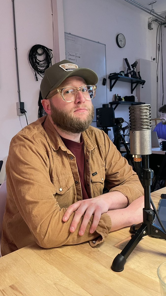 Er staat een nummer aan dat tien minuten duurt. Dit is minuut twee.