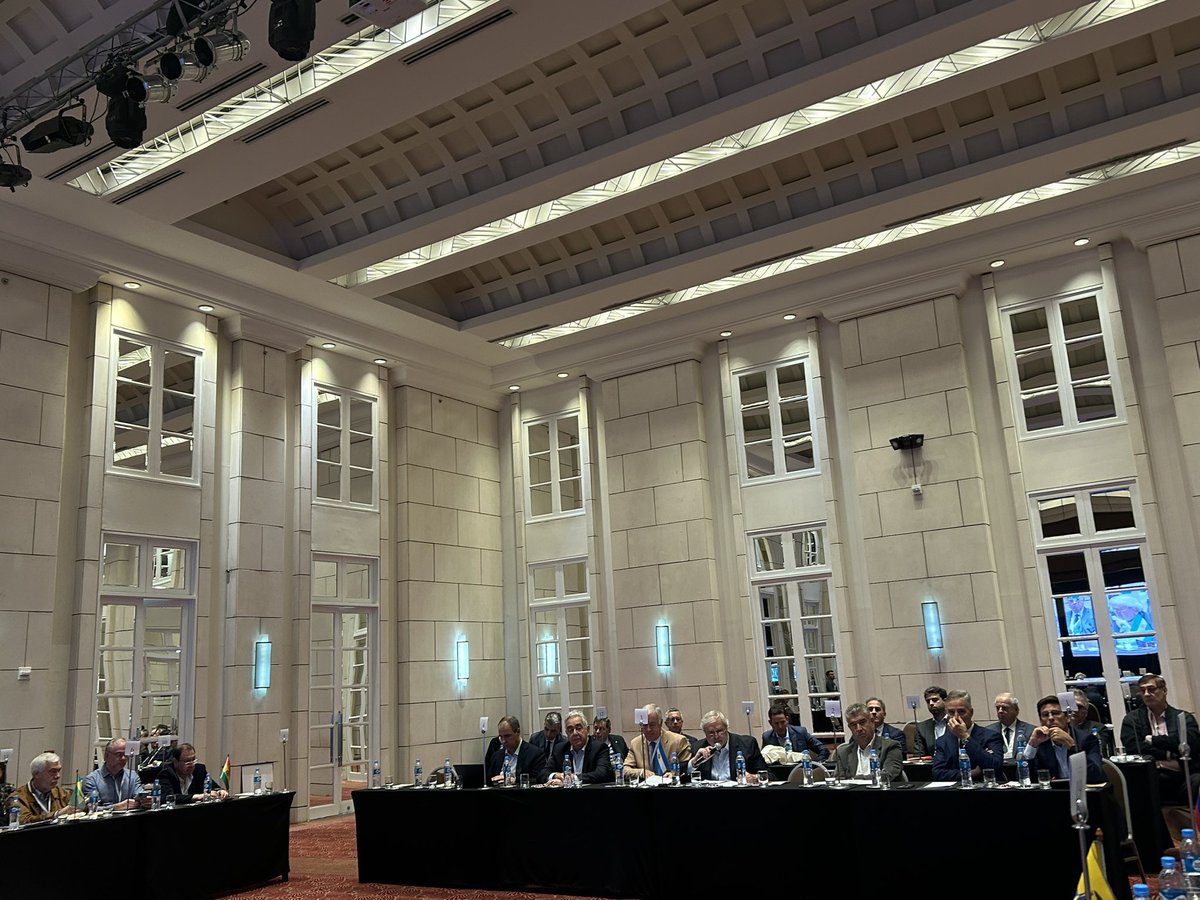 a_anafam's tweet photo. En #ALIFAR, Foro Latinoamericano de la Industria Farmacéutica 2023, en Mendoza, Argentina.
Trascendental escuchar las posiciones de los diferentes países miembros
Por @anafammx la Directora Ejecutiva @AlexandraLunaO y el Vicepresidente del Consejo Directivo, Ho-Chi Vega . https://t.co/96hKoHRphi