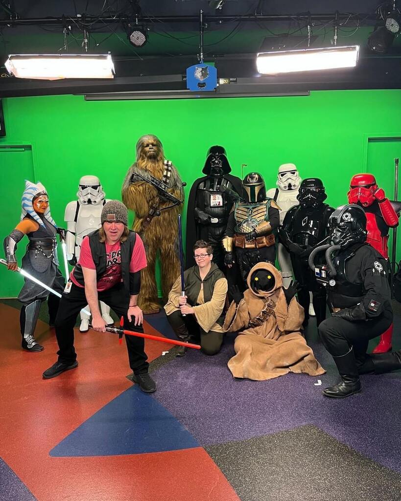 rlilumbase's tweet photo. Next up from May the Fourth was our visit to the Children’s Hospital Minneapolis and Star Studio! A bunch of kids came down to say hi and we got to do a show for them with The Dude!

@501stcentralgarrison
@501stwolfpacksquad 
@razorcrestclan 
@starstudiomn 

#TroopTuesday #M… https://t.co/vadpX4CmG1