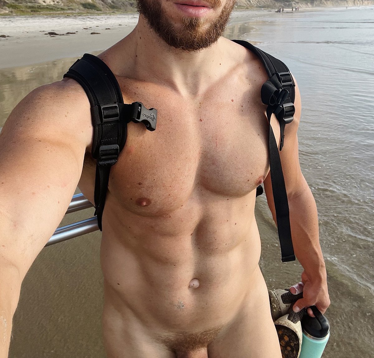 37Nude's tweet photo. Guys Beach
#tmdo #Greeknudist #sendyournudes #Feet #uncut #malelegs https://t.co/9TAZcAyCT8