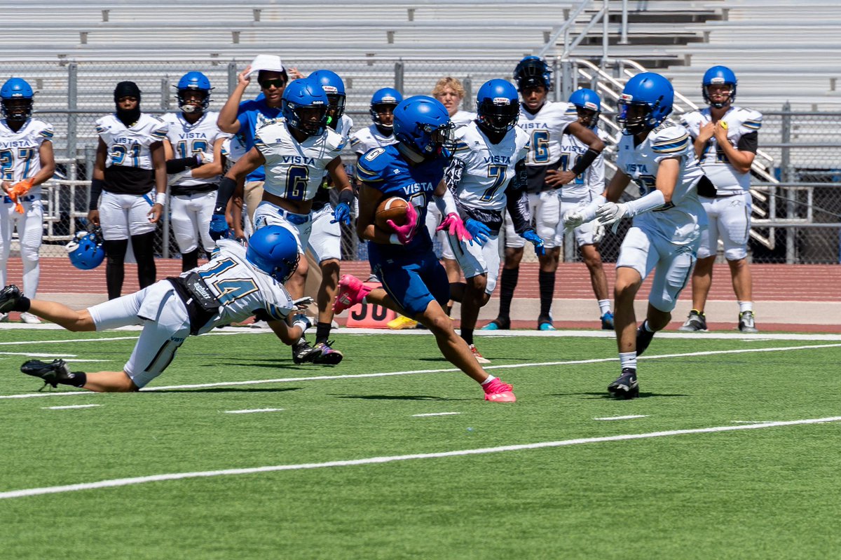 sierravistafb's tweet photo. Thank you all for coming to our Football Showcase! We appreciate the support from our Lion family!!
See you in the fall season on the stands!!!
-
-
-
#blueandwhitegame #defendtheden #onefamily #vistapride #yeahhwedifferent
#sierravistafootball https://t.co/75ORptkb8Q