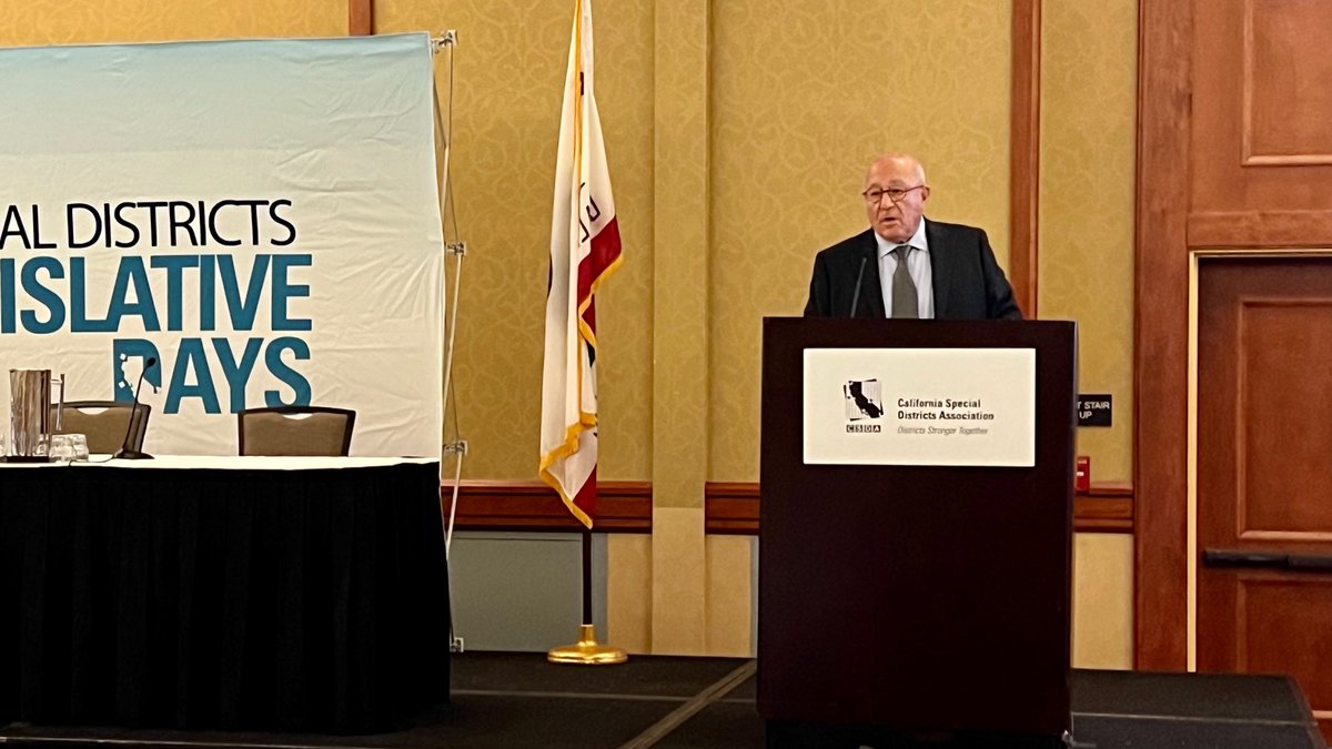 CSDAdistricts's tweet image. Thank you @CALittleHoover Chair @PedroNava for your keynote to our Special District Legislative Days attendees!

#SpecialDistrictsWeek #DistrictsAdvocate