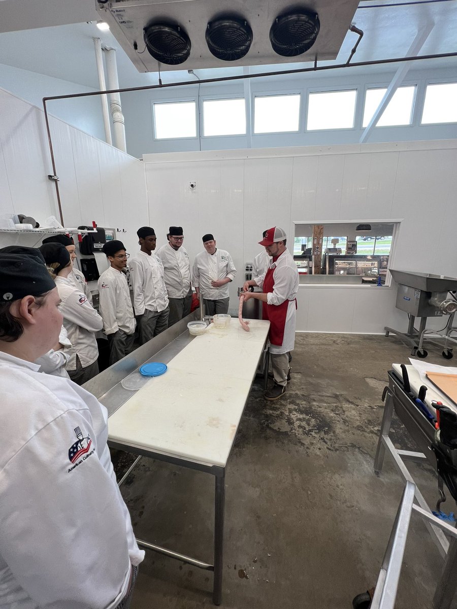 NCCCulinaryArts's tweet photo. Thank you Scott Steele for the behind the scenes tour of meat industry #steelesfinecustommeats https://t.co/81xF98PUsW