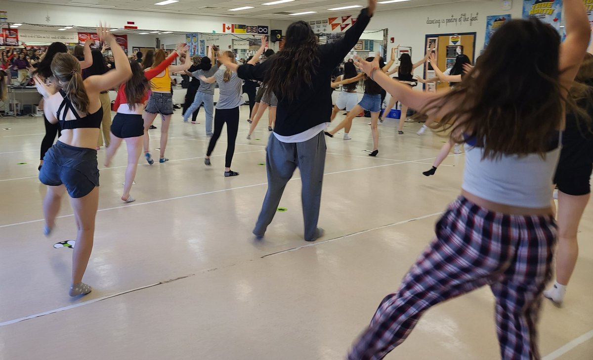 Dance students from <a href="/BRCSaskatoon/">Bedford Road H.S.</a>  &amp; TDC filled our dance studio with energy as they were learning bollywood style dancing from a guest instructor. So much fun mixed with hard work and learning!
<a href="/StoonPubSchools/">Saskatoon Public Schools</a> 
<a href="/CarolynParrH/">Carolyn</a>