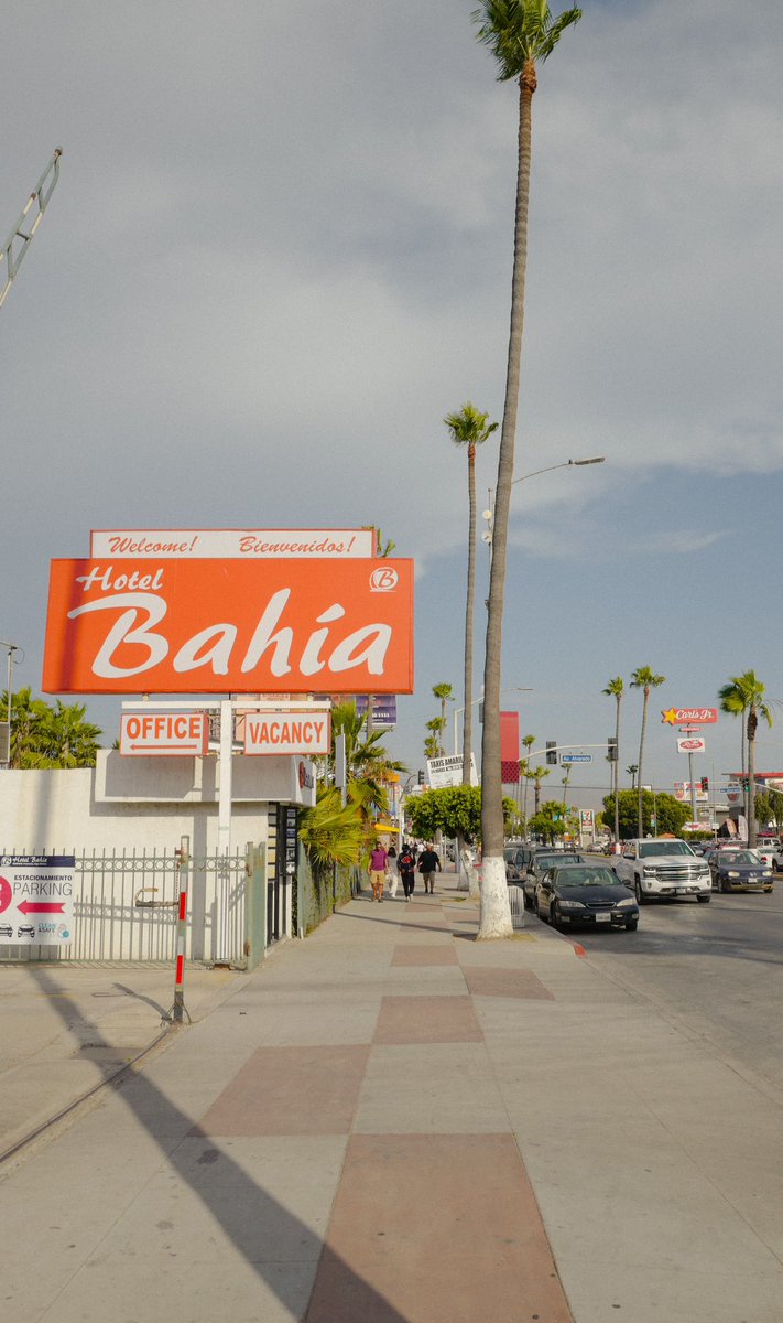 ce_joiner's tweet photo. photos I took on a walk in Tijuana MX https://t.co/USFR80Laor