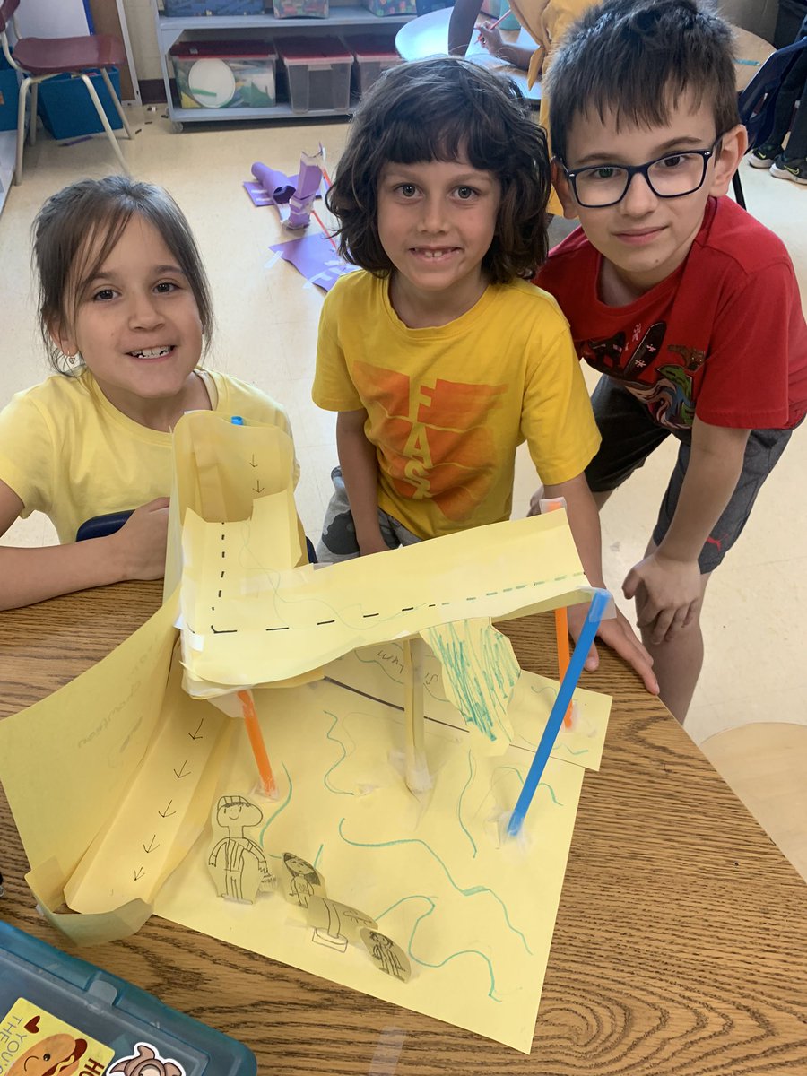 mrscott2jo's tweet image. Our favourite engineer Simon swung by today to show us what he does when he designs water mains, sewers and roads. So of course we had to design our own!!! #STEMkids